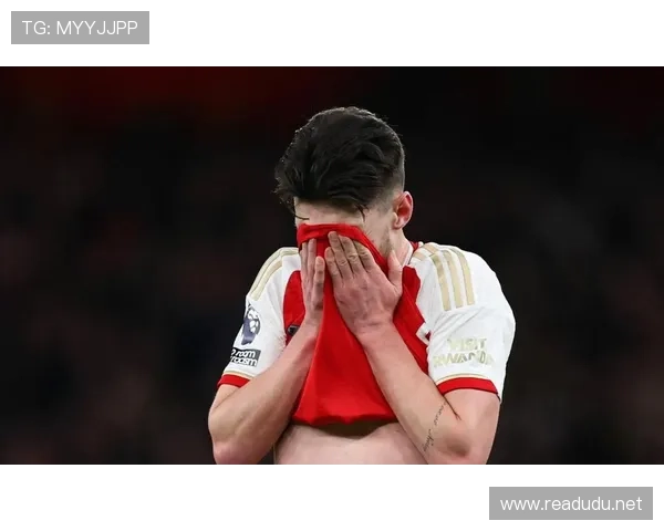 阿森纳新赛季冲击冠军的最大危机：主力伤病潮与阵容深度隐患正成为致命枷锁！